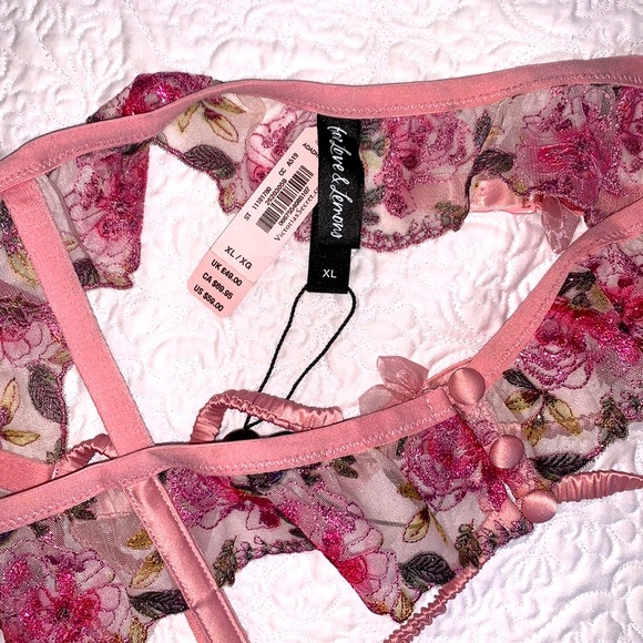 FOR LOVE & LEMONS Blushing Rose Garter Belt - Picture 8 of 9